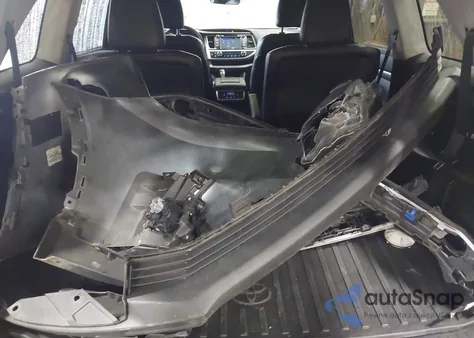 2019 Toyota Highlander Se z USA, uszkodzony, nr VIN 5TDJZRFH8KS726782